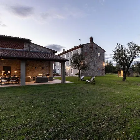 וילה Brunetta, Discover Your Modern But Traditional In Lucca קאפאנורי