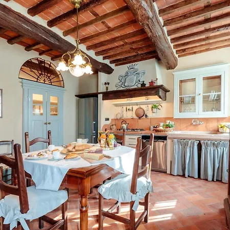 Brunetta, Discover Your Modern But Traditional In Lucca * Capannori