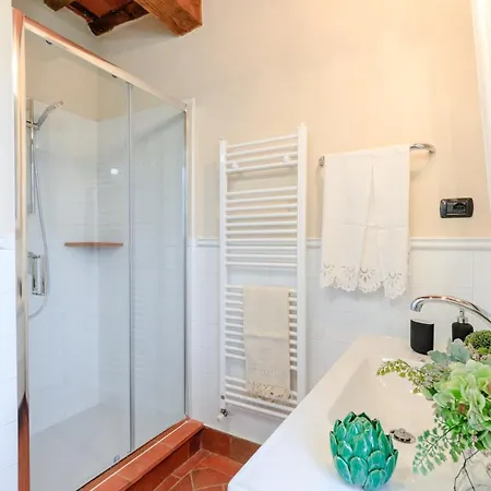 Brunetta, Discover Your Modern But Traditional In Lucca וילה קאפאנורי