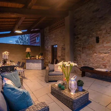 Brunetta, Discover Your Modern But Traditional In Lucca Capannori