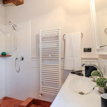 וילה Brunetta, Discover Your Modern But Traditional In Lucca