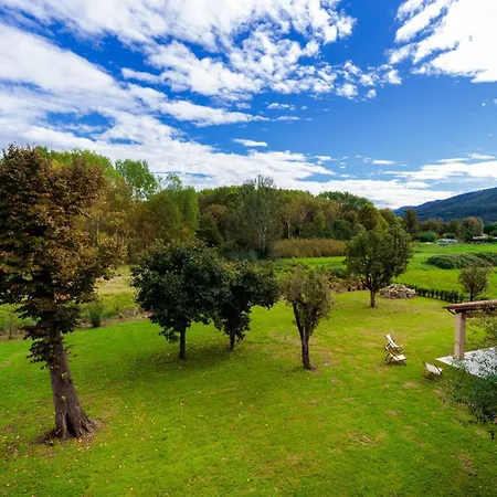 Villa Brunetta, Discover Your Modern But Traditional In Lucca Capannori
