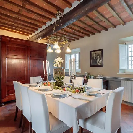 Brunetta, Discover Your Modern But Traditional In Lucca Capannori