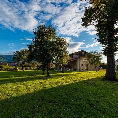 Brunetta, Discover Your Modern But Traditional In Lucca * カパンノリ