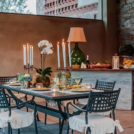 Brunetta, Discover Your Modern But Traditional In Lucca ヴィラ カパンノリ