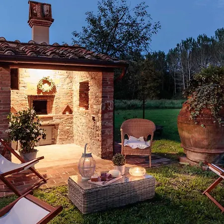 ヴィラ Brunetta, Discover Your Modern But Traditional In Lucca カパンノリ